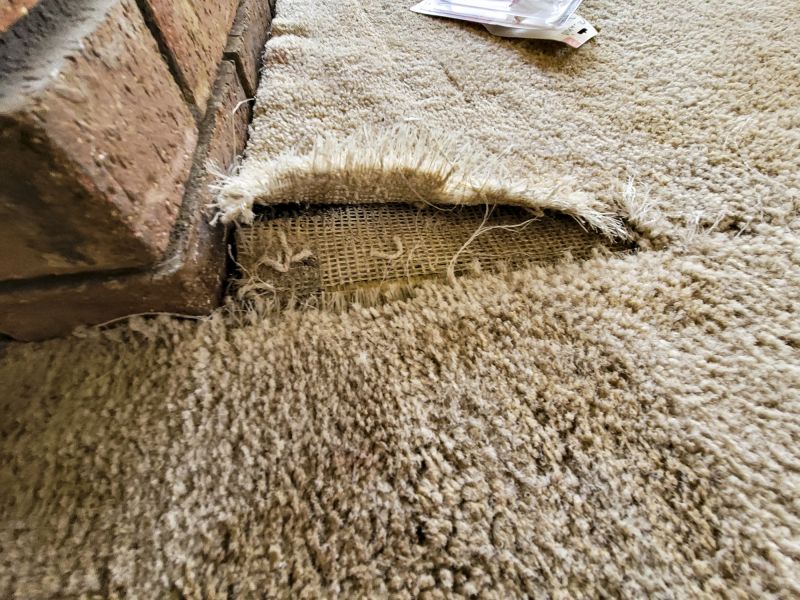 Carpet Tucking in Overland Park, KS